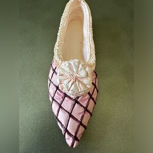 Just the Right Shoe, Item 25086, Truffles